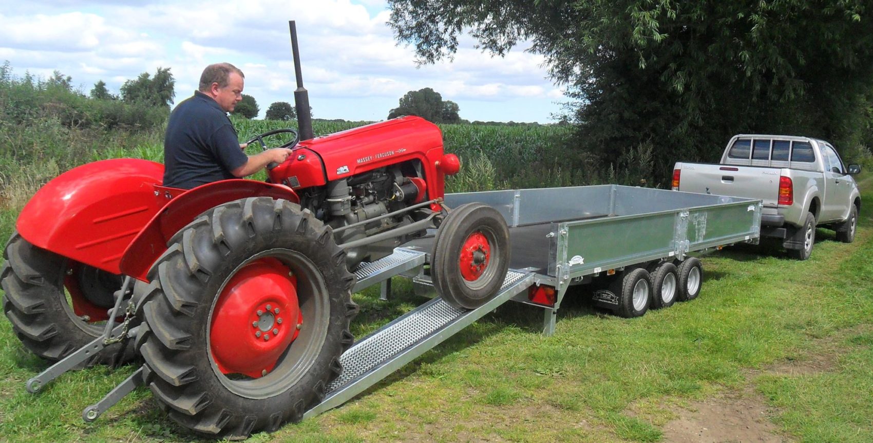 Red Tractor on Edwards Trailers